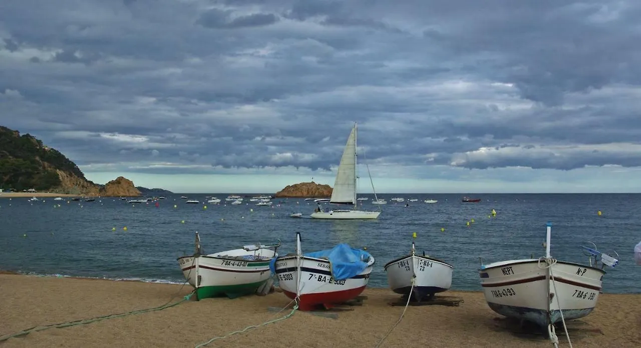 Lets Holidays Mediterranean Apartment 3 Minutes To The Beach 2 Тосса-де-Мар